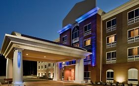 Holiday Inn Express Hotel & Suites Raleigh sw nc State